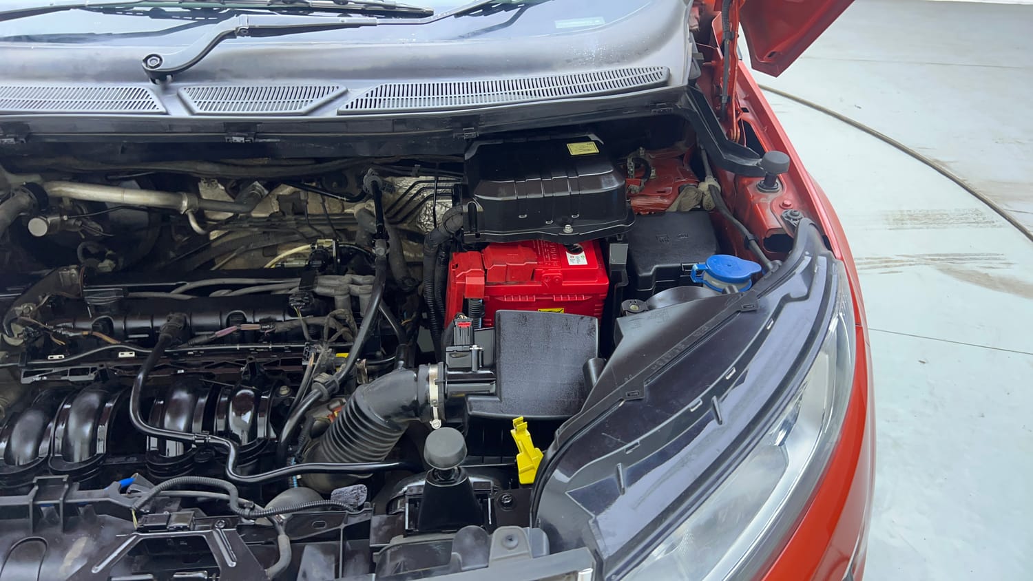 Used 2017 Ford EcoSport Titanium 1.5L Ti-VCT Petrol Manual engine ENGINE LEFT SIDE VIEW