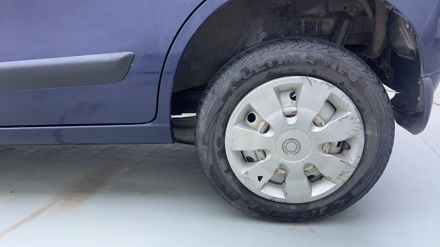 Used 2017 Maruti Suzuki Wagon R LXI CNG Cng Manual tyres LEFT REAR TYRE RIM VIEW