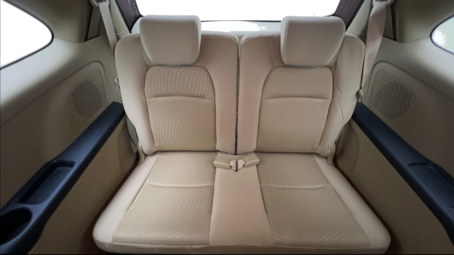 Used 2014 Honda Mobilio S Petrol Petrol Manual interior THIRD ROW SEAT