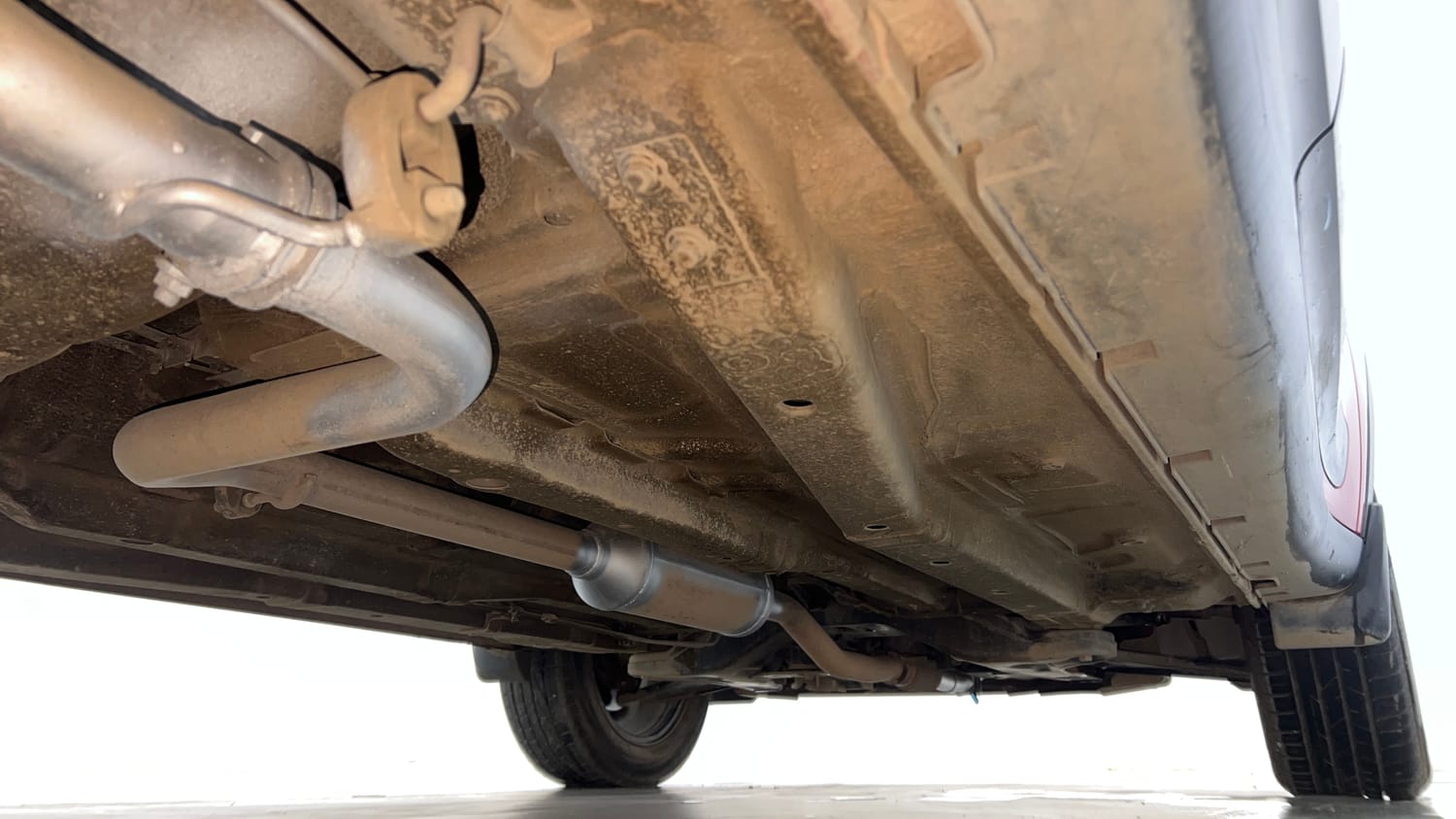 Used 2018 Tata Nexon XZA Plus Petrol Dual Tone Petrol Automatic extra REAR RIGHT UNDERBODY VIEW