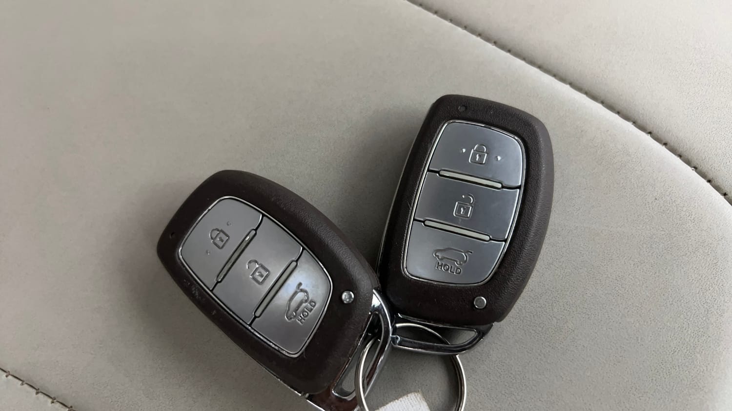 Used 2022 Hyundai Creta S 1.5 Diesel Diesel Manual extra CAR KEY VIEW