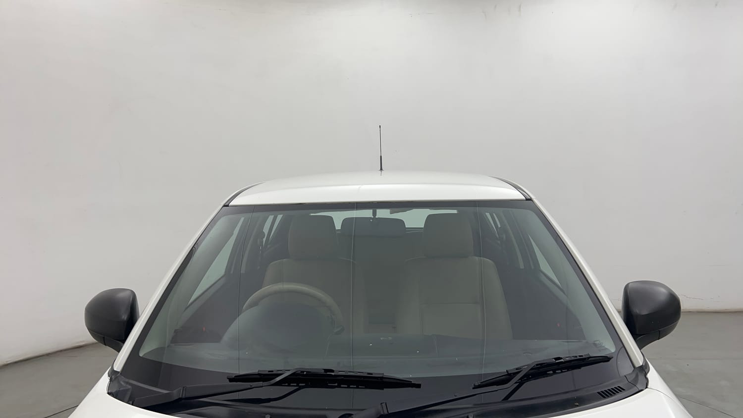 Used 2012 Maruti Suzuki Swift LXi Petrol Manual exterior FRONT WINDSHIELD VIEW