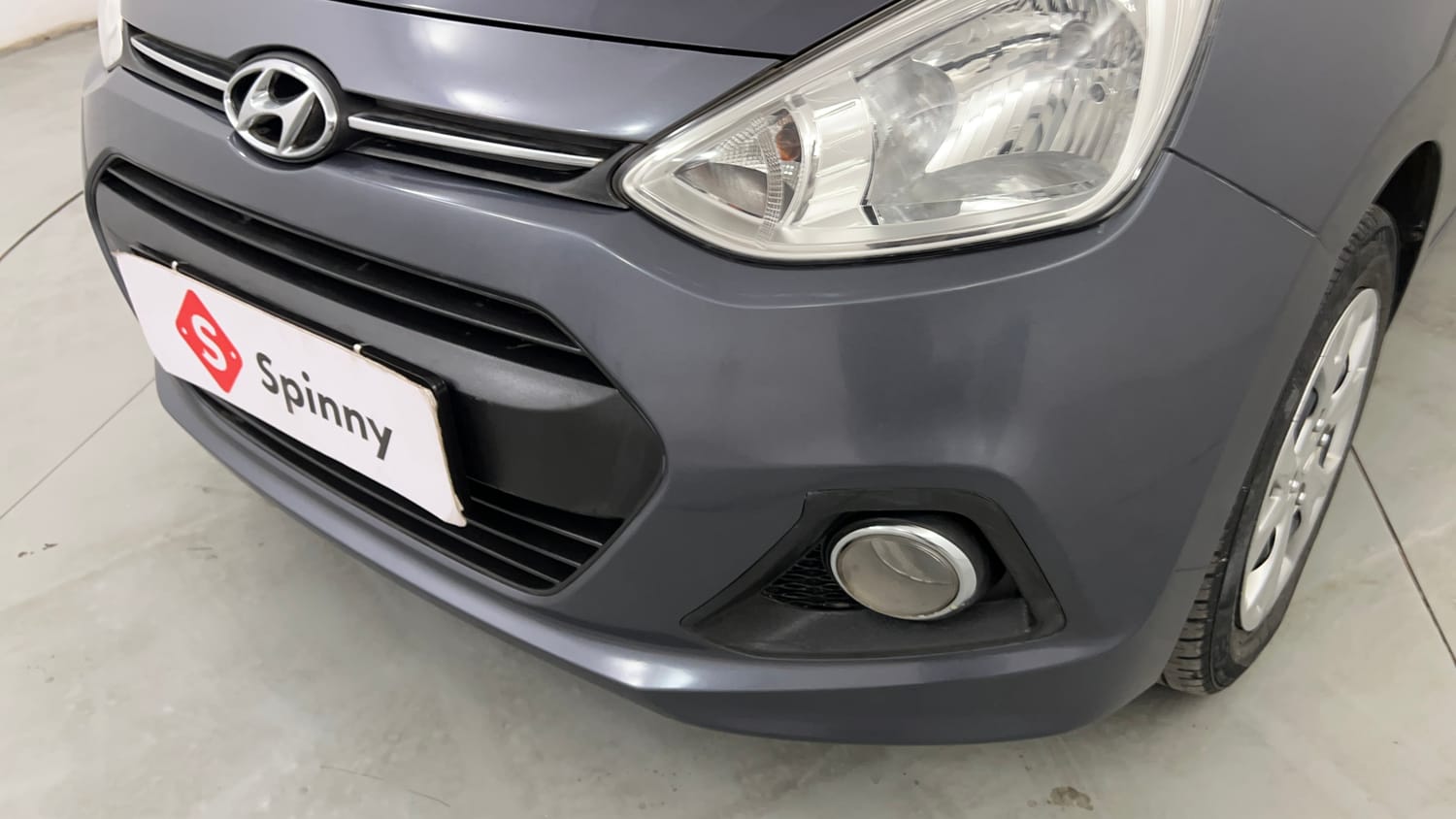 Used 2014 Hyundai Grand i10 Magna 1.2 Kappa VTVT Petrol Manual dents MINOR DENT