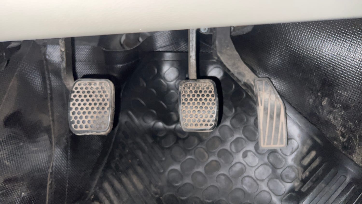 Used 2017 Maruti Suzuki Alto K10 VXi Petrol Manual interior PEDALS VIEW