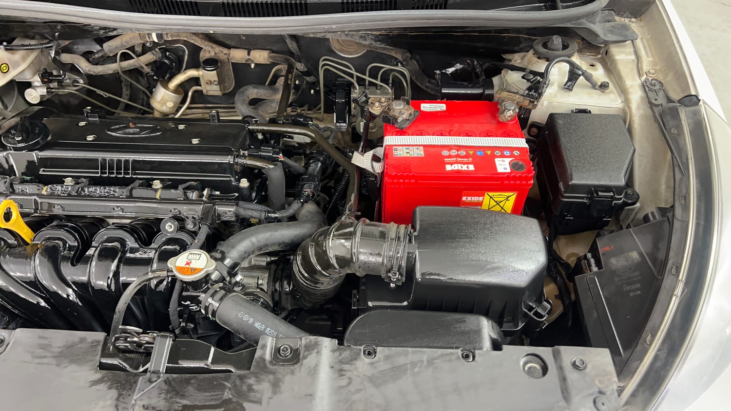 Used 2013 Hyundai Verna Fluidic 1.6 VTVT SX Opt Petrol Manual engine ENGINE LEFT SIDE VIEW