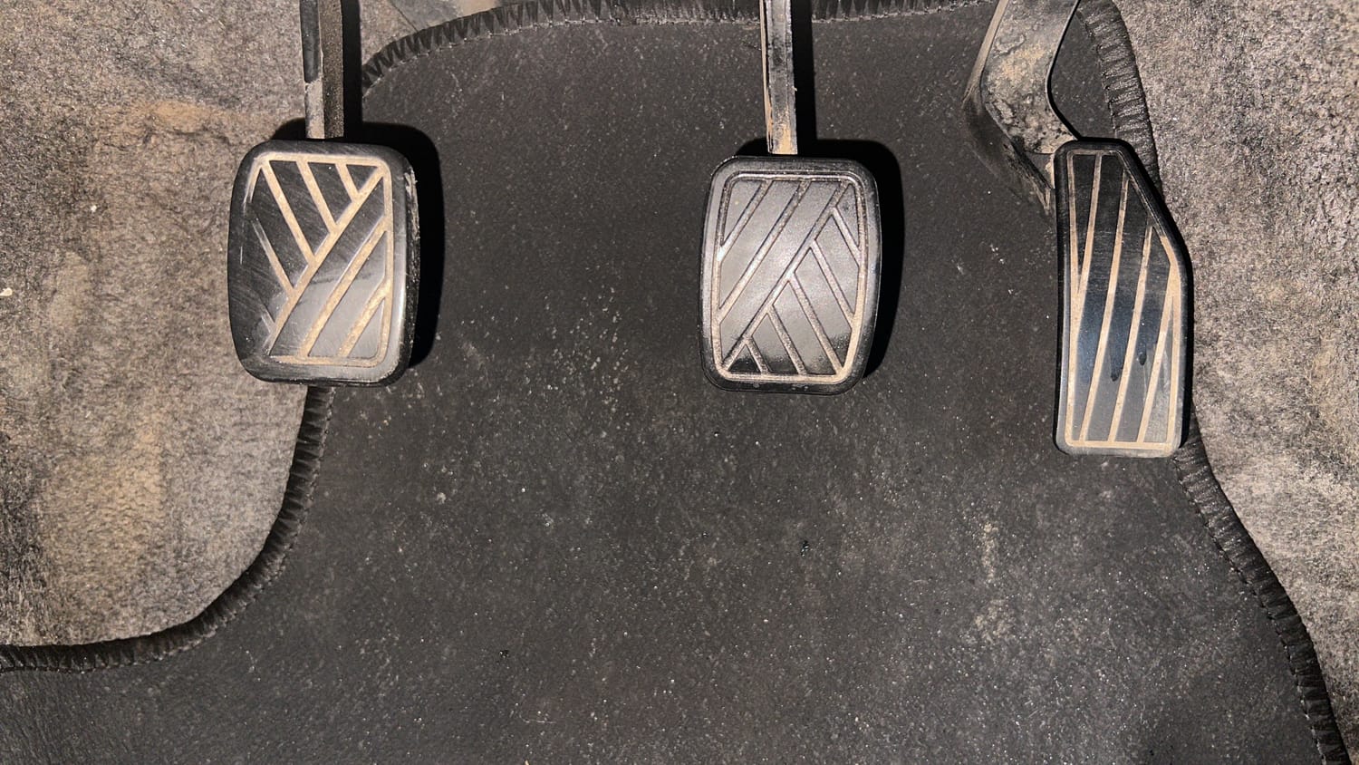 Used 2015 Maruti Suzuki Celerio VXi Petrol Manual interior PEDALS VIEW
