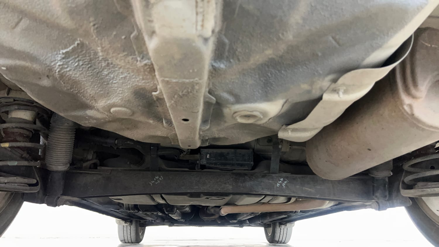 Used 2013 Hyundai Verna Fluidic 1.6 VTVT SX Opt Petrol Manual extra REAR UNDERBODY VIEW (TAKEN FROM REAR)
