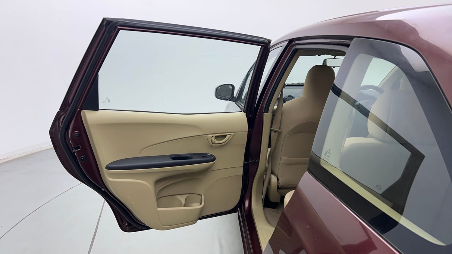 Used 2014 Honda Mobilio S Petrol Petrol Manual interior LEFT REAR DOOR OPEN VIEW