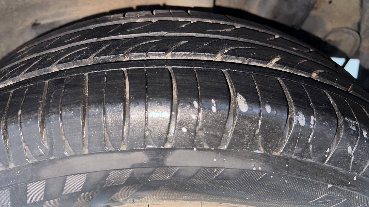 Used 2016 Hyundai Grand i10 Sportz 1.2 Kappa VTVT Petrol Manual tyres LEFT REAR TYRE TREAD VIEW