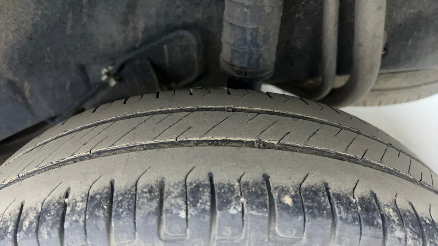 Used 2019 Datsun Go Plus T Petrol Manual tyres LEFT REAR TYRE TREAD VIEW