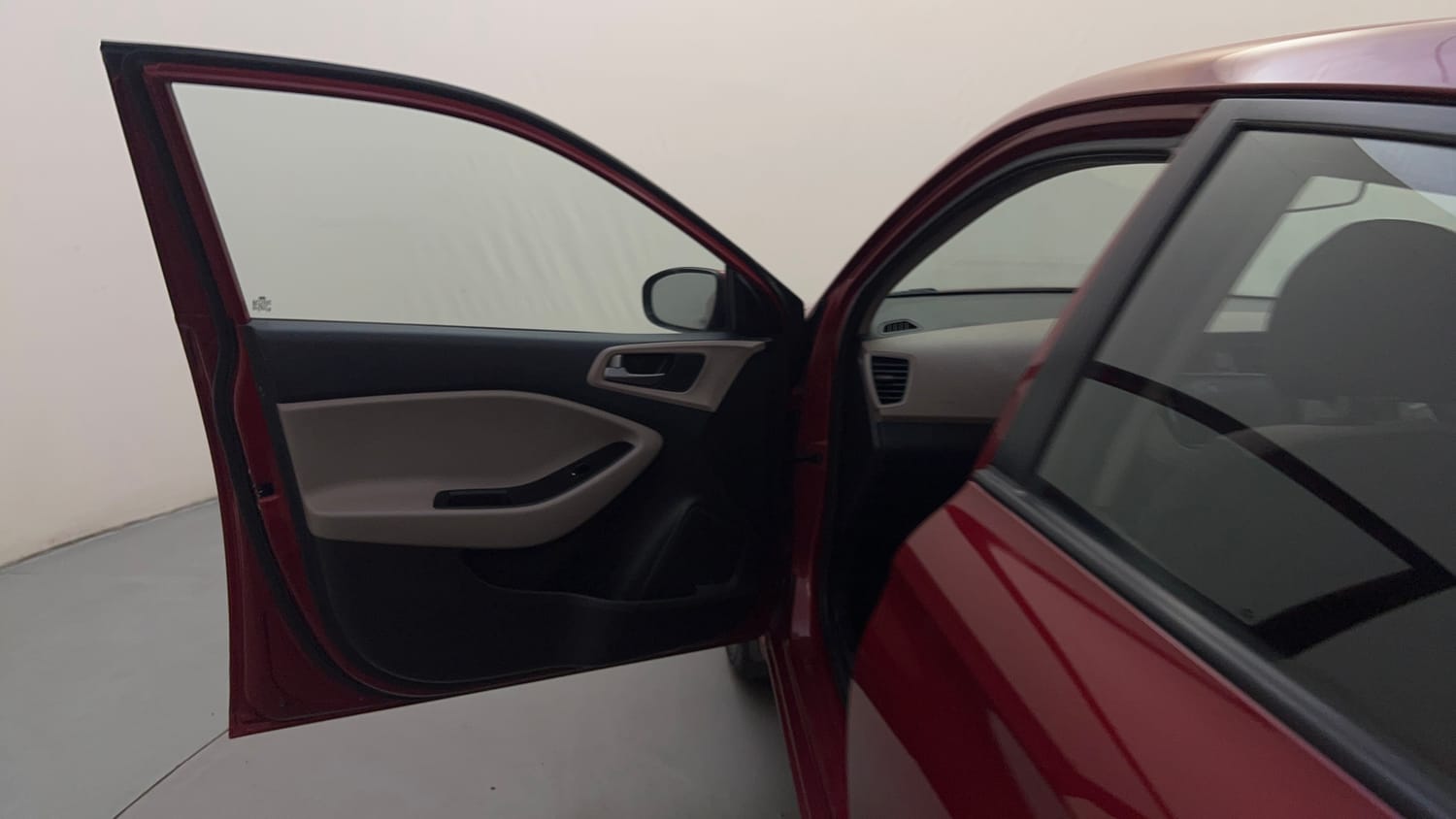 Used 2018 Hyundai Elite i20 Asta 1.2 (O) Petrol Manual interior LEFT FRONT DOOR OPEN VIEW