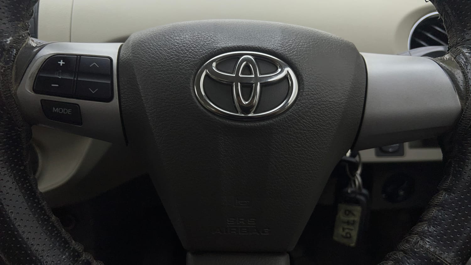 Used 2016 Toyota Etios VX Petrol Manual top_features Airbags