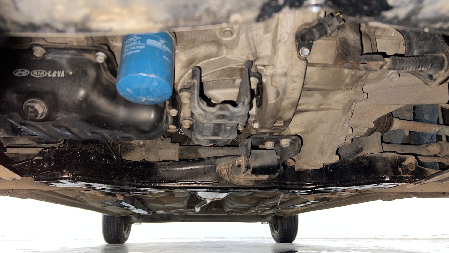 Used 2016 Hyundai Grand i10 Sportz 1.2 Kappa VTVT Petrol Manual extra FRONT LEFT UNDERBODY VIEW