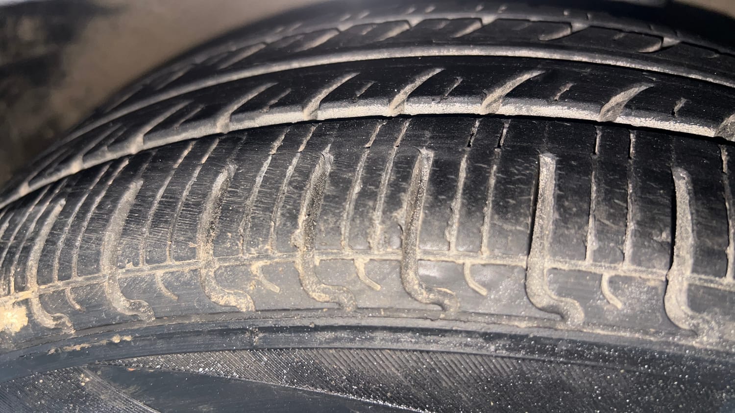 Used 2015 Maruti Suzuki Celerio VXi Petrol Manual tyres RIGHT FRONT TYRE TREAD VIEW