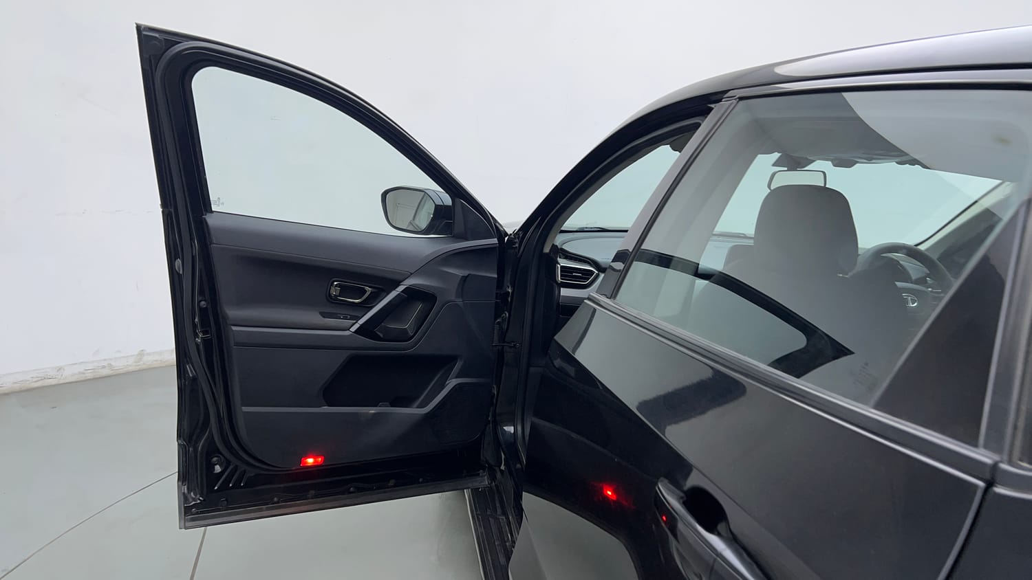 Used 2022 Tata Harrier XTA Plus Dark Edition Diesel Automatic interior LEFT FRONT DOOR OPEN VIEW