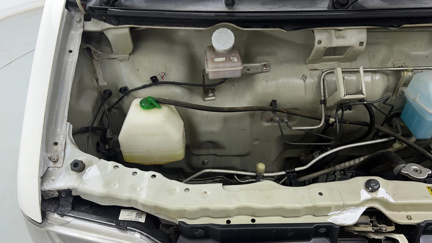 Used 2022 Maruti Suzuki Eeco 5 STR AC (O) Petrol Manual engine ENGINE RIGHT SIDE VIEW