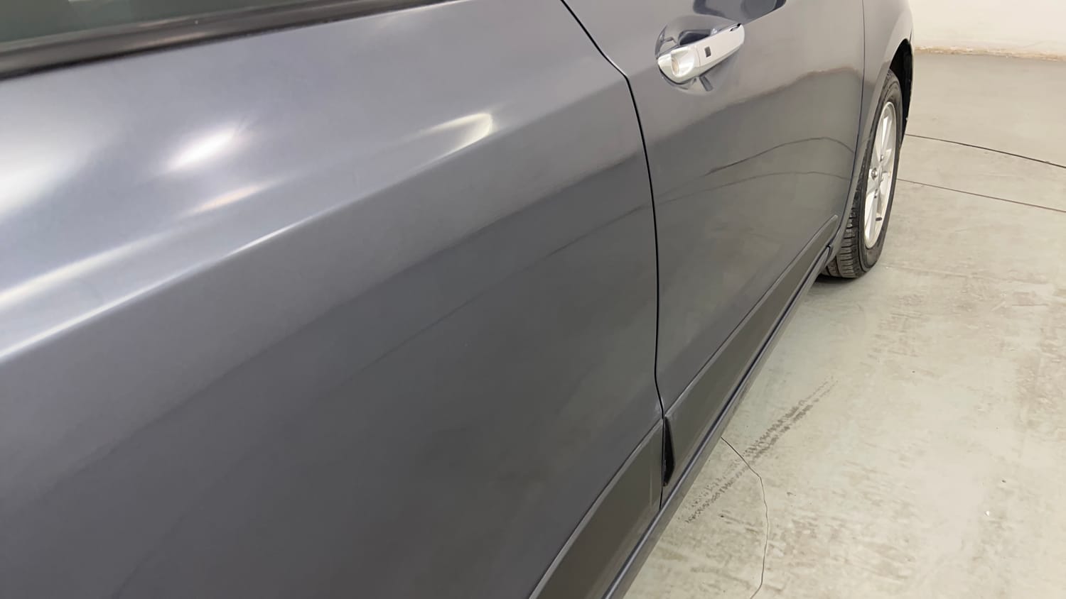 Used 2014 Hyundai Grand i10 Asta AT 1.2 Kappa VTVT Petrol Automatic dents MINOR SCRATCH
