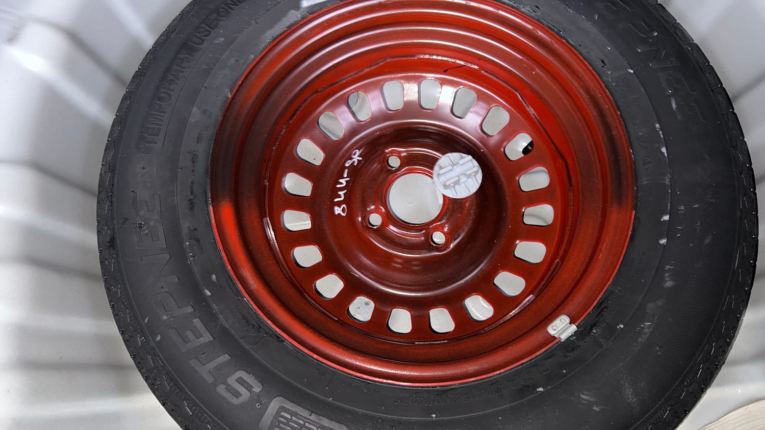 Used 2024 Renault Kiger RXL Petrol Manual tyres SPARE TYRE VIEW