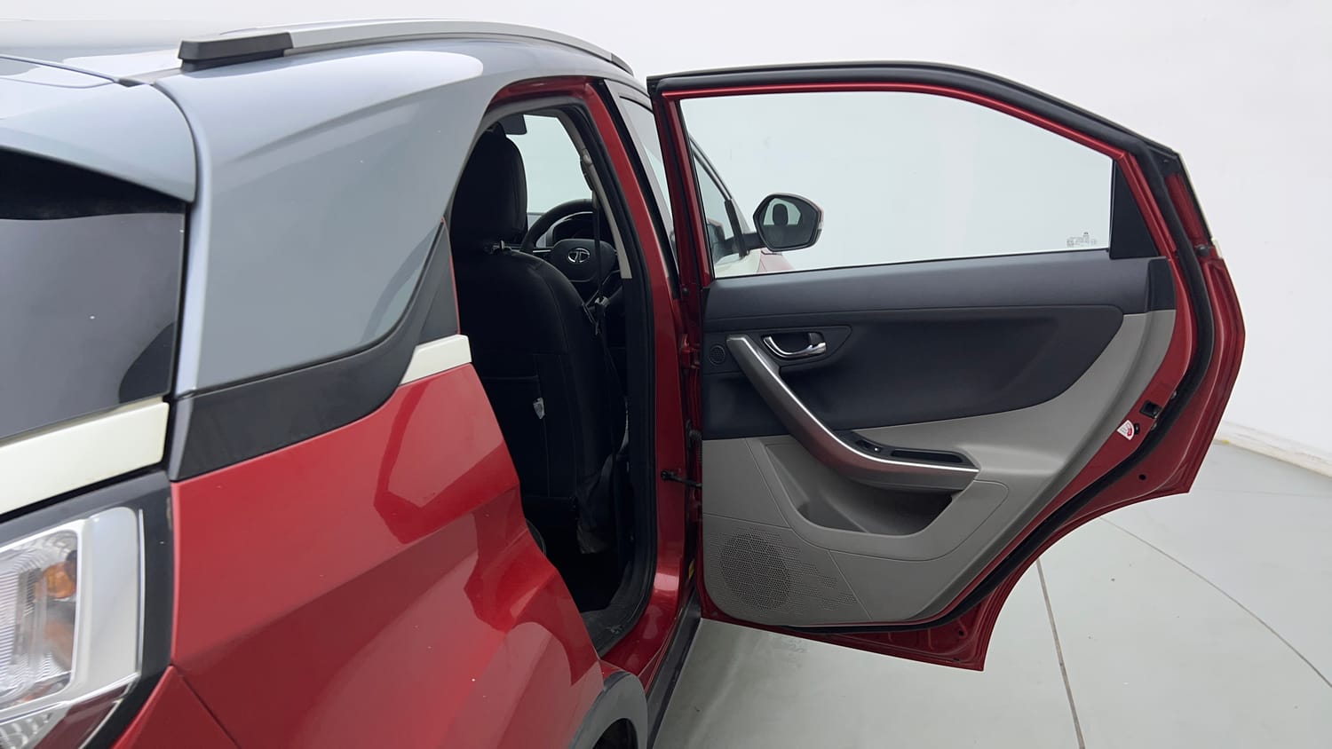 Used 2018 Tata Nexon XZA Plus Petrol Dual Tone Petrol Automatic interior RIGHT REAR DOOR OPEN VIEW