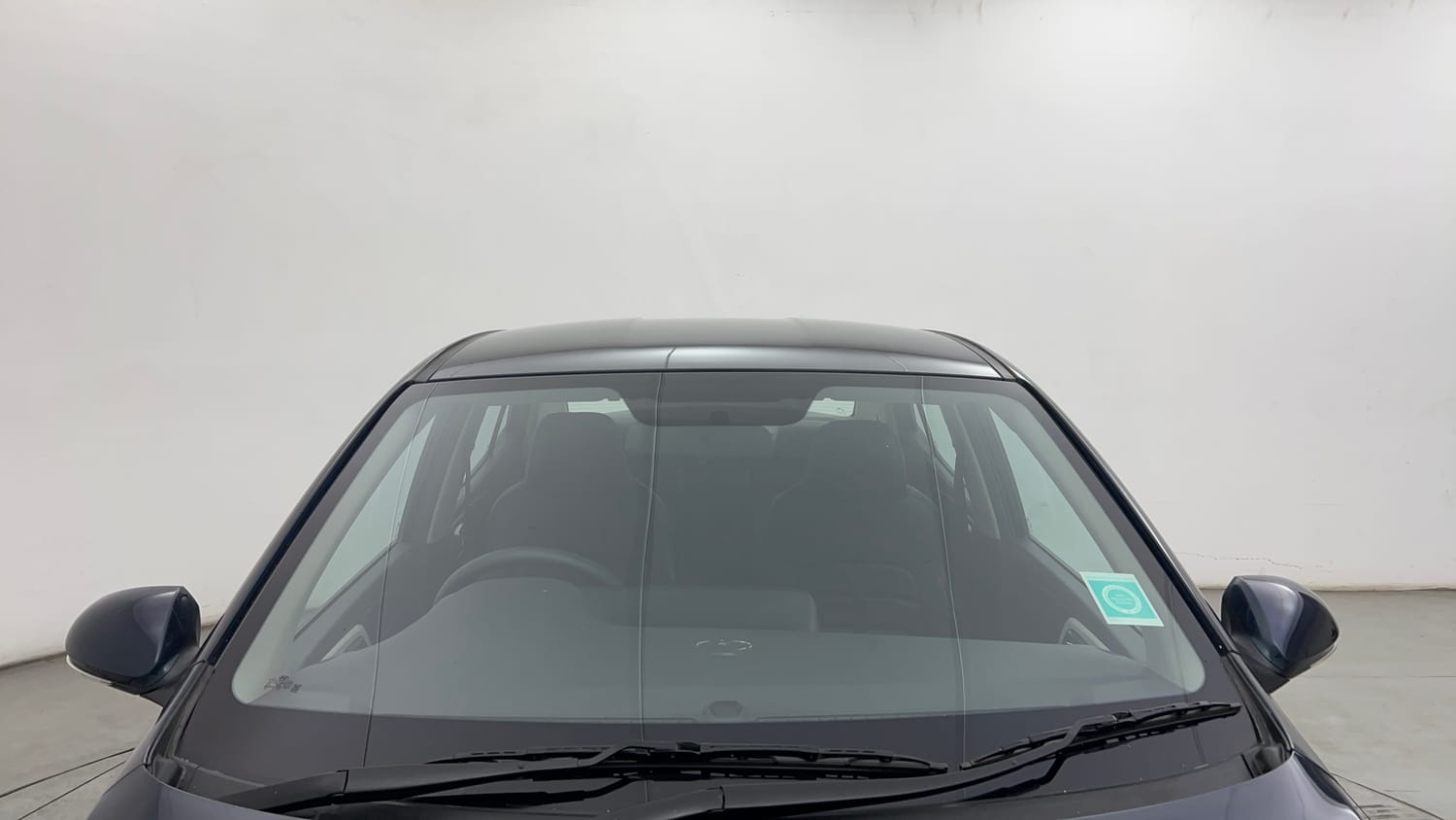 Used 2022 Hyundai Aura SX 1.2 Petrol Petrol Manual exterior FRONT WINDSHIELD VIEW