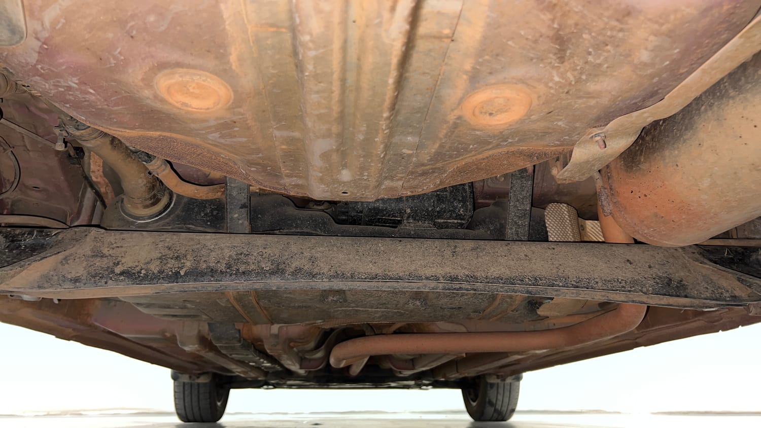 Used 2018 Hyundai Elite i20 Asta 1.2 (O) Petrol Manual extra REAR UNDERBODY VIEW (TAKEN FROM REAR)