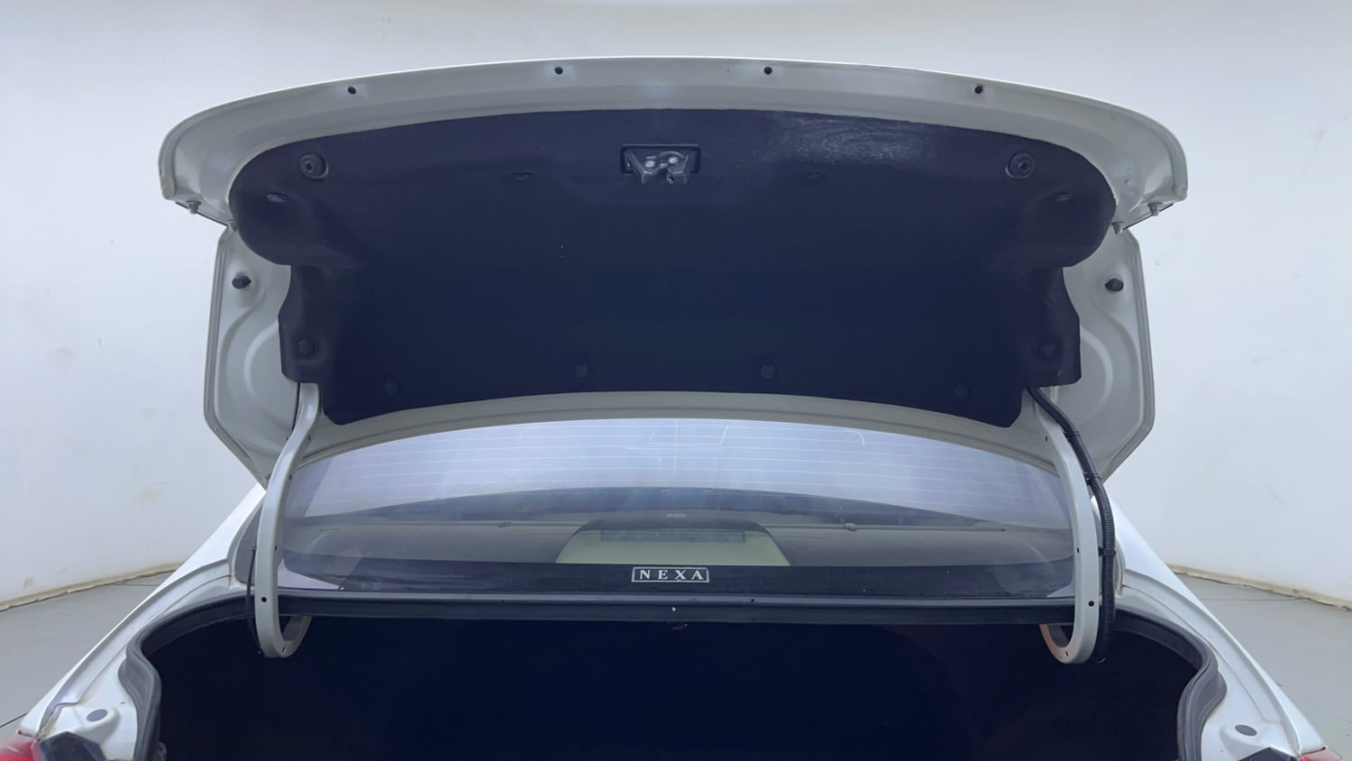 Used 2019 Maruti Suzuki Ciaz Alpha Hybrid 1.5 Petrol Manual interior DICKY DOOR OPEN VIEW
