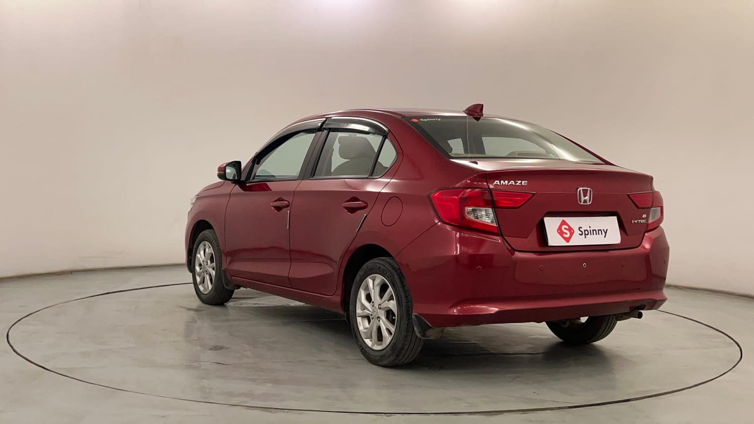 Used 2020 Honda Amaze 1.2 V CVT Petrol Petrol Automatic exterior LEFT REAR CORNER VIEW