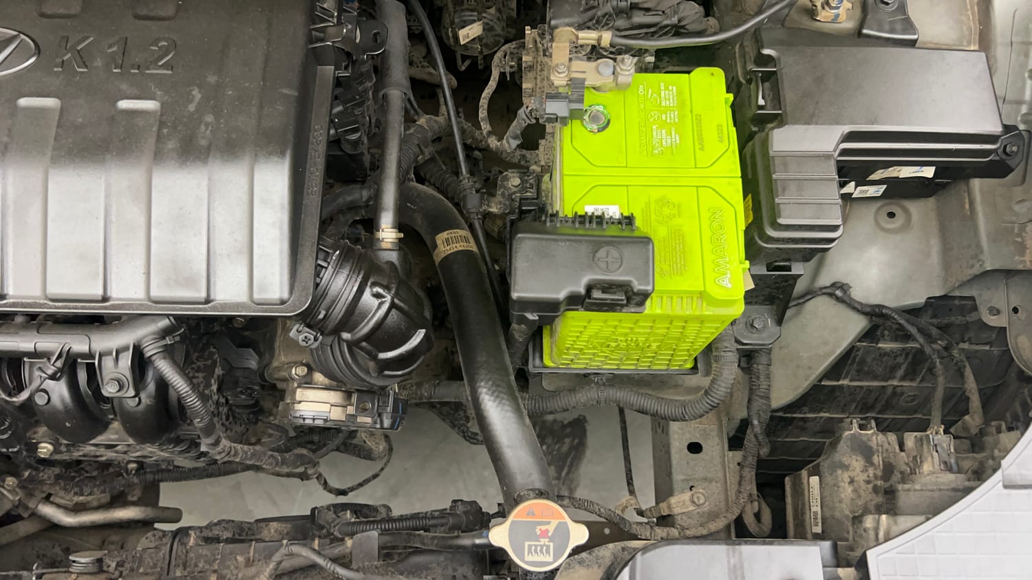 Used 2023 Hyundai Exter SX (O) Connect 1.2 MT Dual Tone Petrol Manual engine ENGINE LEFT SIDE VIEW