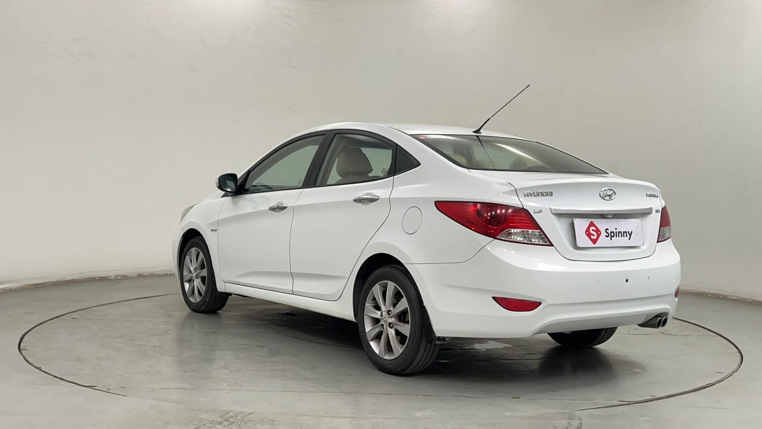 Used 2013 Hyundai Verna Fluidic 1.6 VTVT SX Opt Petrol Manual exterior LEFT REAR CORNER VIEW