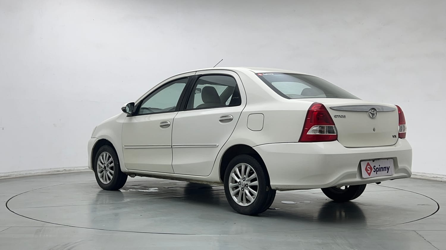 Used 2016 Toyota Etios VX Petrol Manual exterior LEFT REAR CORNER VIEW