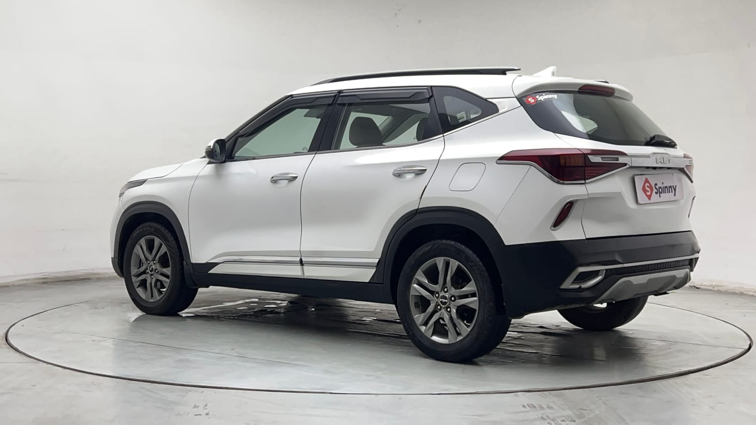 Used 2021 kia Seltos HTX 1.5 IVT Petrol Automatic exterior LEFT REAR CORNER VIEW