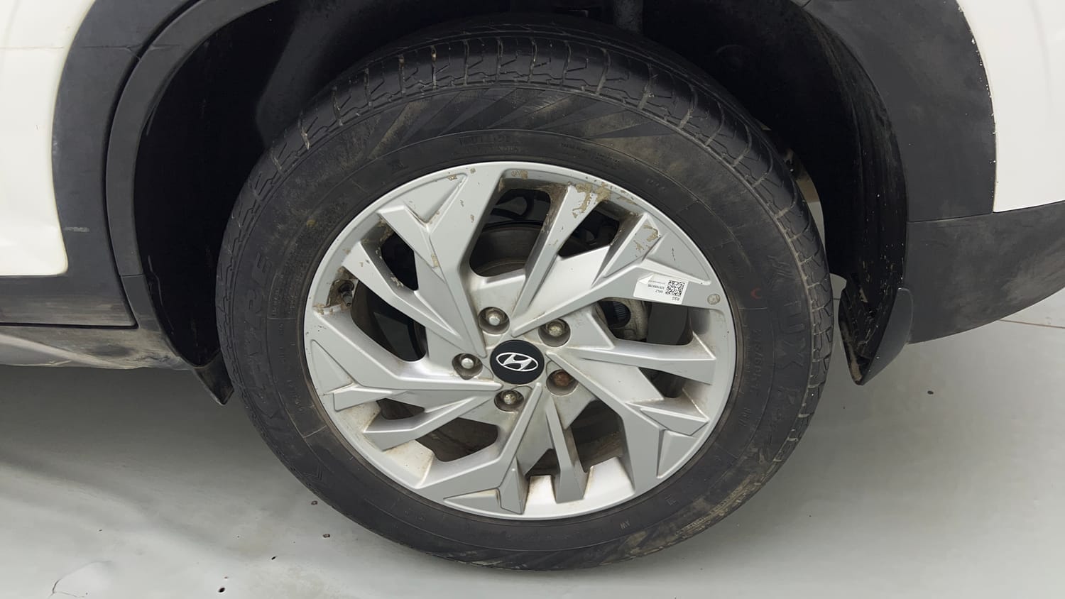 Used 2023 Hyundai Creta SX 1.5 Petrol Petrol Manual tyres LEFT REAR TYRE RIM VIEW