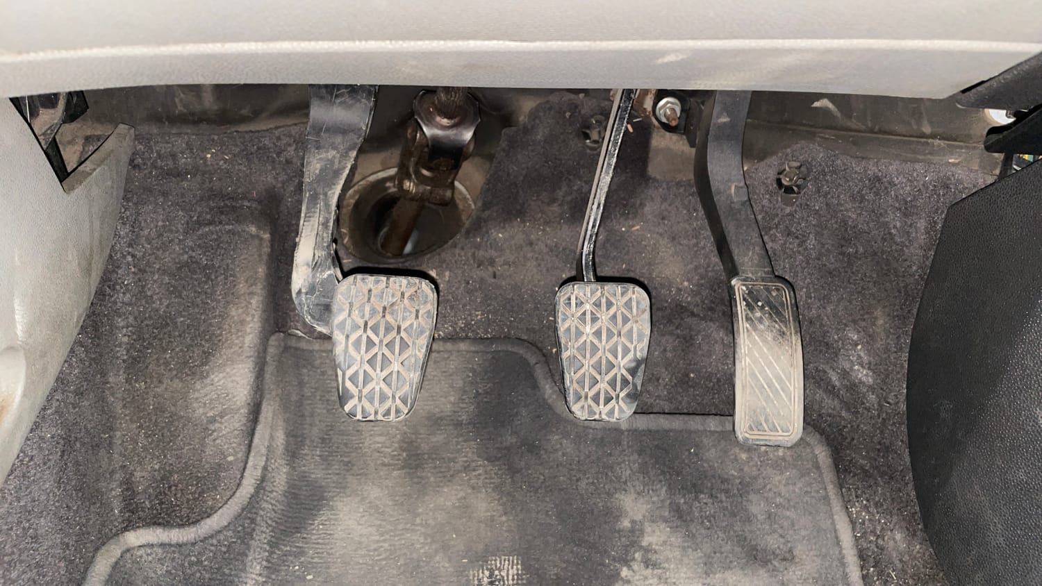 Used 2013 Ford EcoSport Titanium 1.5 Ti-VCT Petrol Manual interior PEDALS VIEW