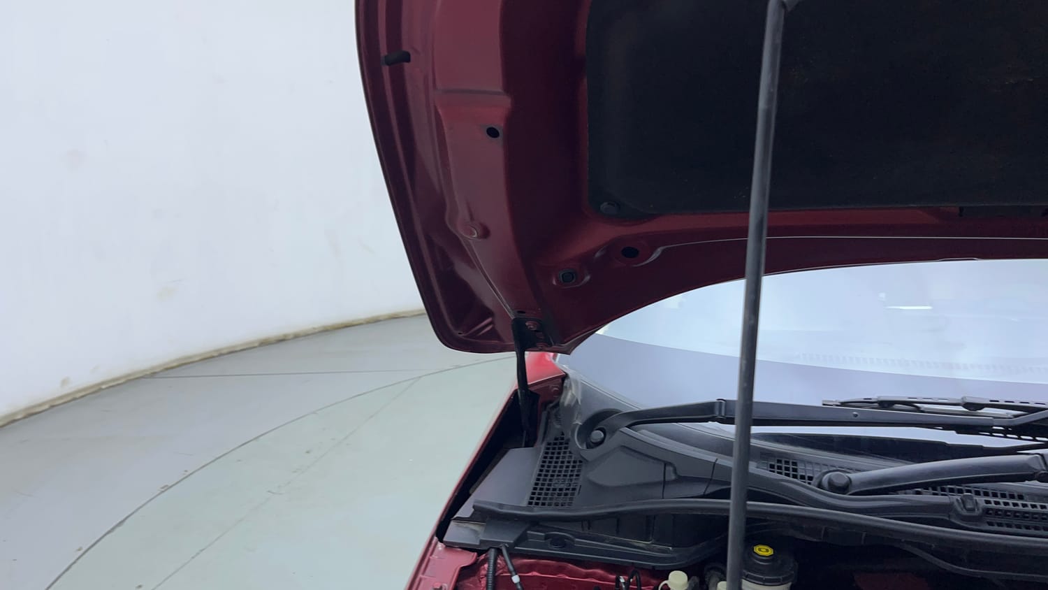 Used 2022 Honda City ZX CVT Petrol Petrol Automatic engine ENGINE RIGHT SIDE HINGE & APRON VIEW