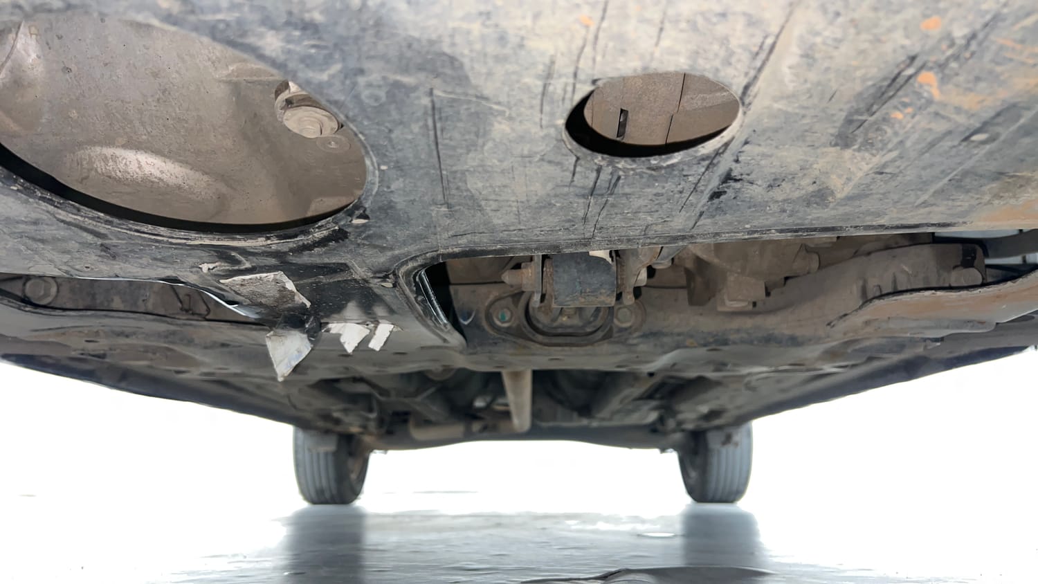 Used 2022 Hyundai Creta S 1.5 Diesel Diesel Manual extra FRONT LEFT UNDERBODY VIEW