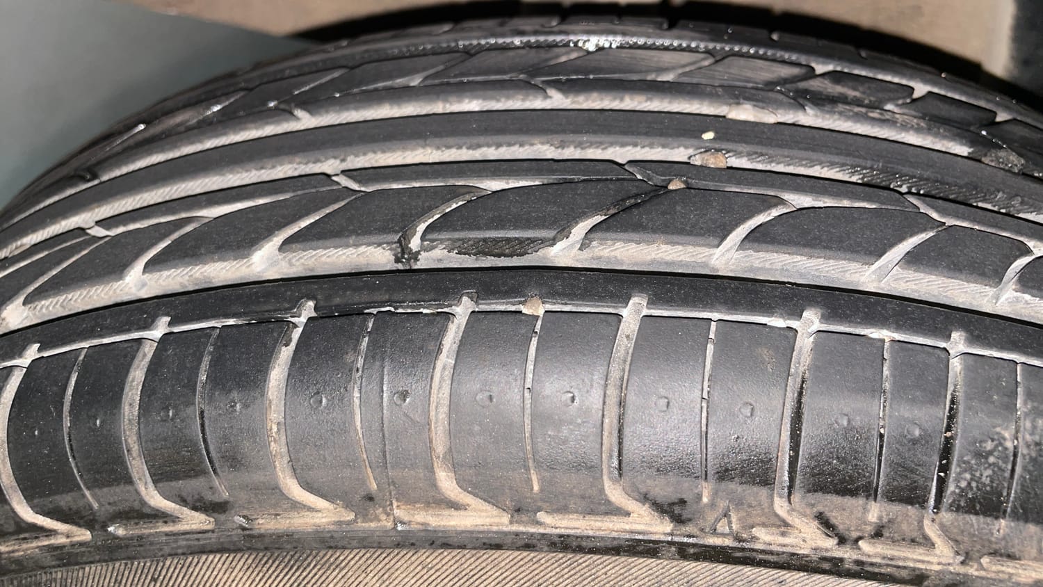 Used 2016 Renault Kwid RXT Petrol Manual tyres RIGHT REAR TYRE TREAD VIEW