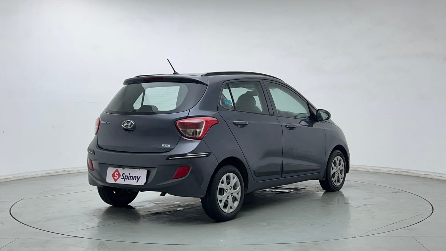 Used 2016 Hyundai Grand i10 Sportz 1.2 Kappa VTVT Petrol Manual exterior RIGHT REAR CORNER VIEW