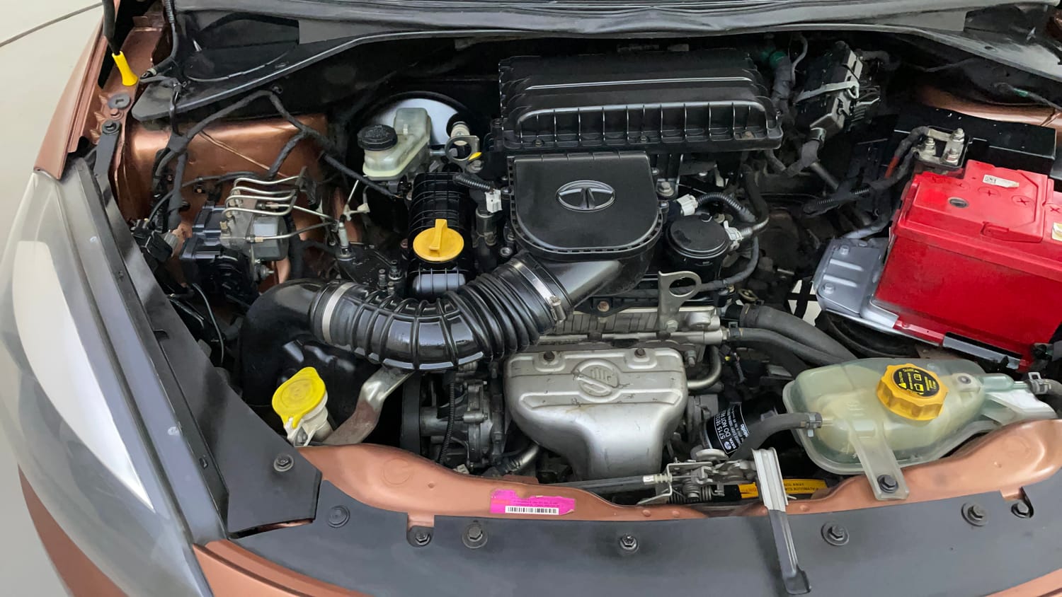 Used 2017 Tata Tigor Revotron XZ (O) Petrol Manual engine ENGINE RIGHT SIDE VIEW