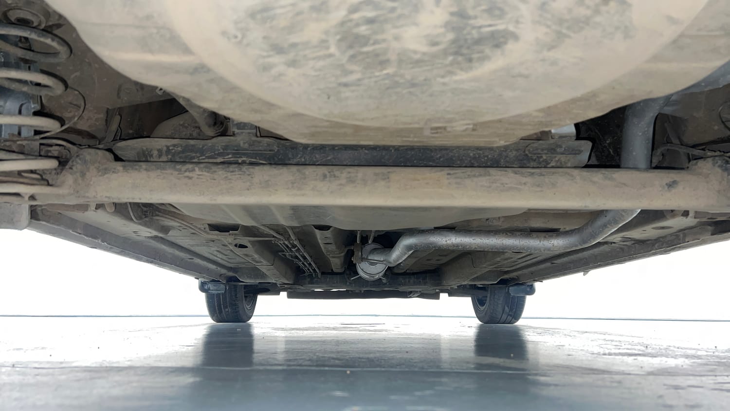 Used 2022 Tata Altroz XZ Plus Diesel Diesel Manual extra REAR UNDERBODY VIEW (TAKEN FROM REAR)