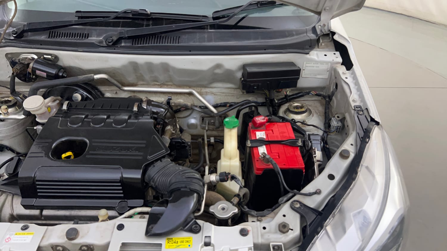 Used 2017 Maruti Suzuki Alto K10 VXi Petrol Manual engine ENGINE LEFT SIDE HINGE & APRON VIEW