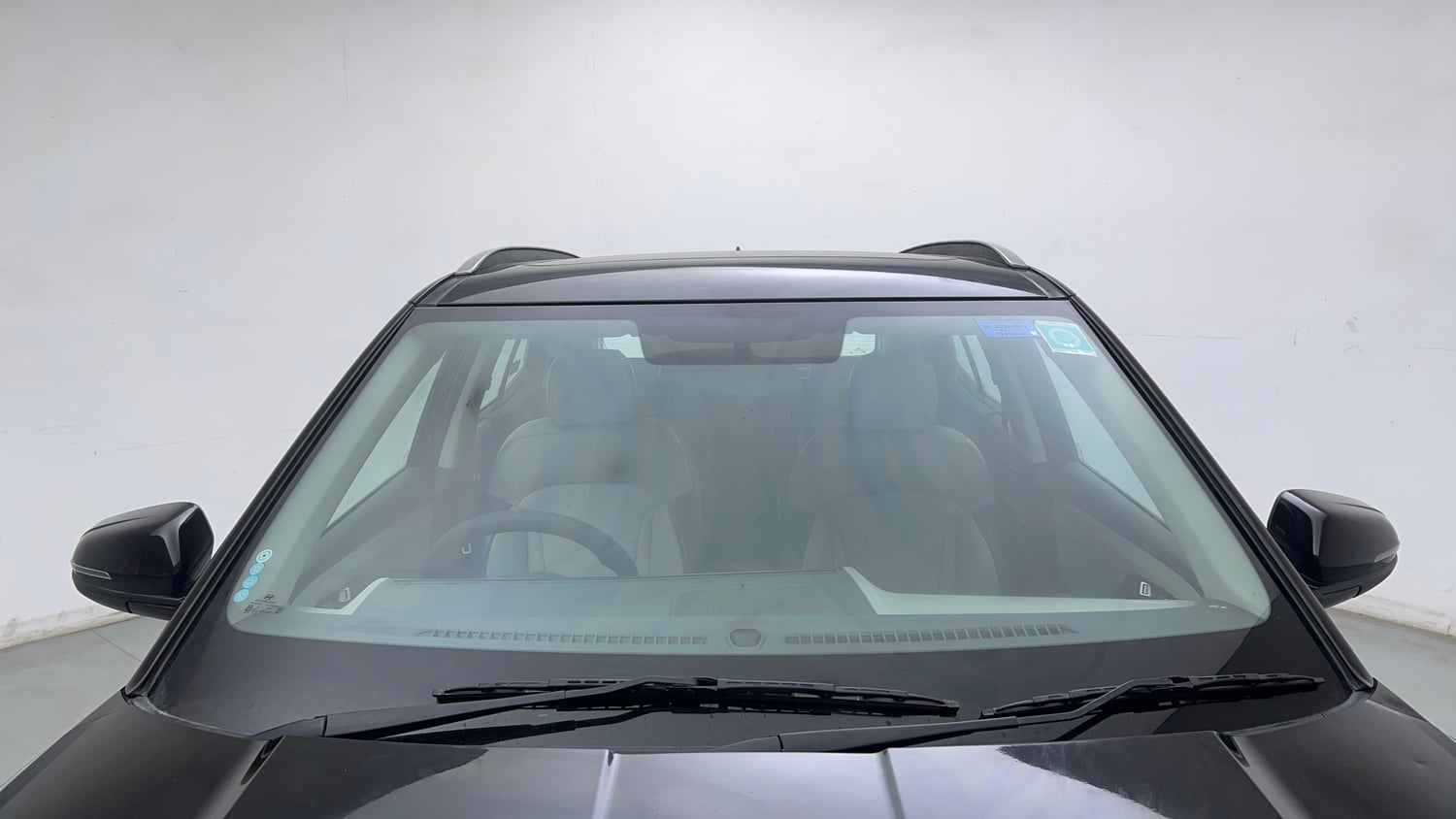 Used 2024 Hyundai Creta 1.5 MPi Petrol MT SX Petrol Manual exterior FRONT WINDSHIELD VIEW