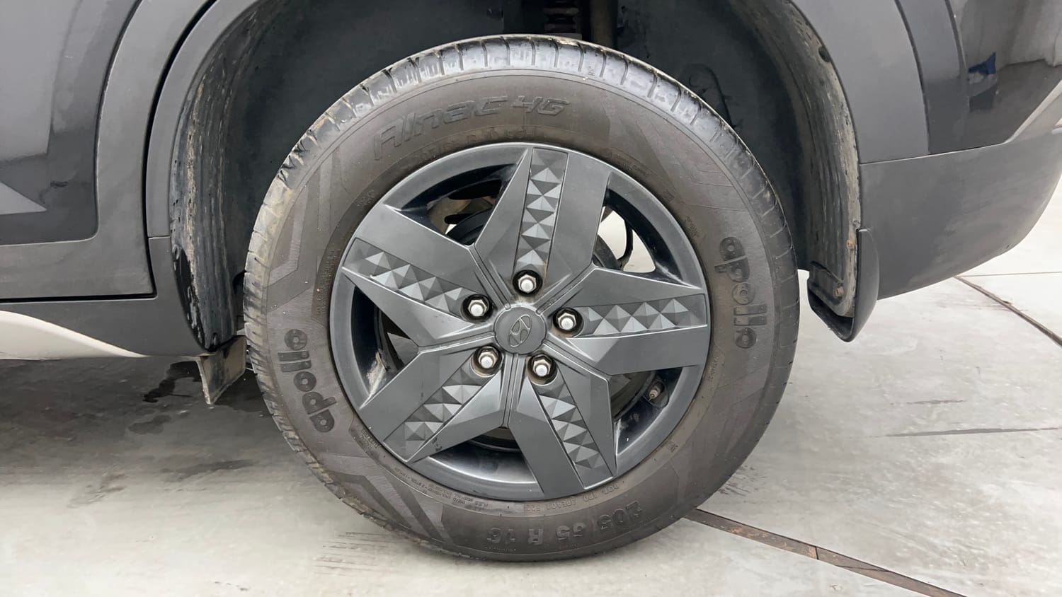 Used 2022 Hyundai Creta S 1.5 Diesel Diesel Manual tyres LEFT REAR TYRE RIM VIEW