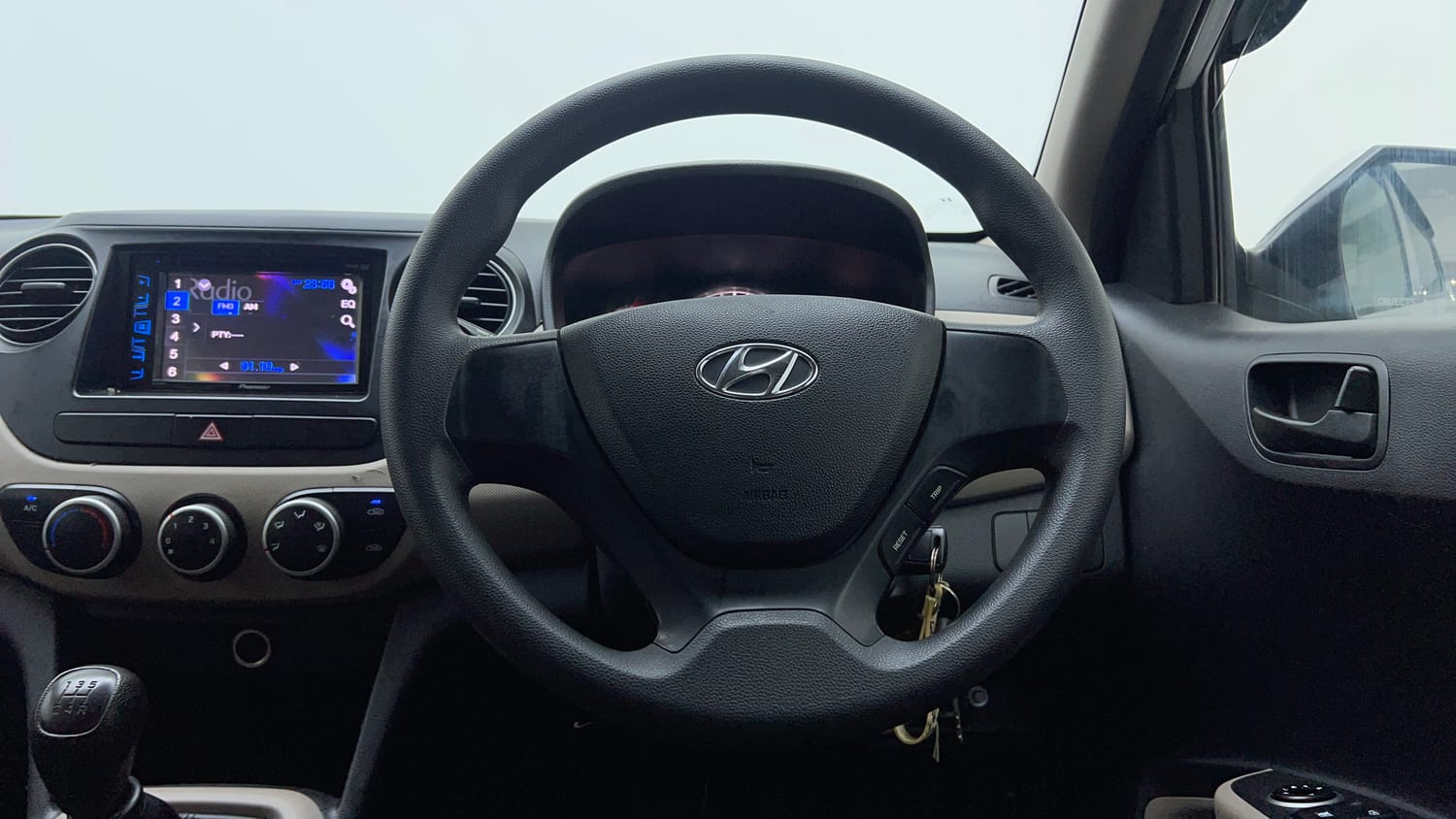 Used 2017 Hyundai Grand i10 Magna 1.2 Kappa VTVT Petrol Manual interior STEERING VIEW