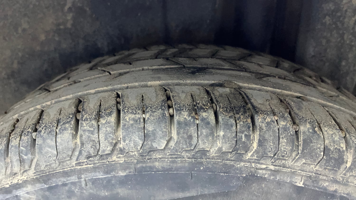 Used 2019 Maruti Suzuki Ciaz Alpha Hybrid 1.5 Petrol Manual tyres LEFT REAR TYRE TREAD VIEW