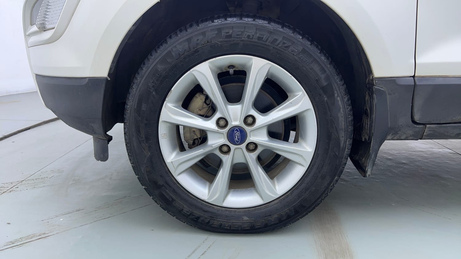 Used 2018 Ford EcoSport Titanium 1.5L TDCi Diesel Manual tyres LEFT FRONT TYRE RIM VIEW