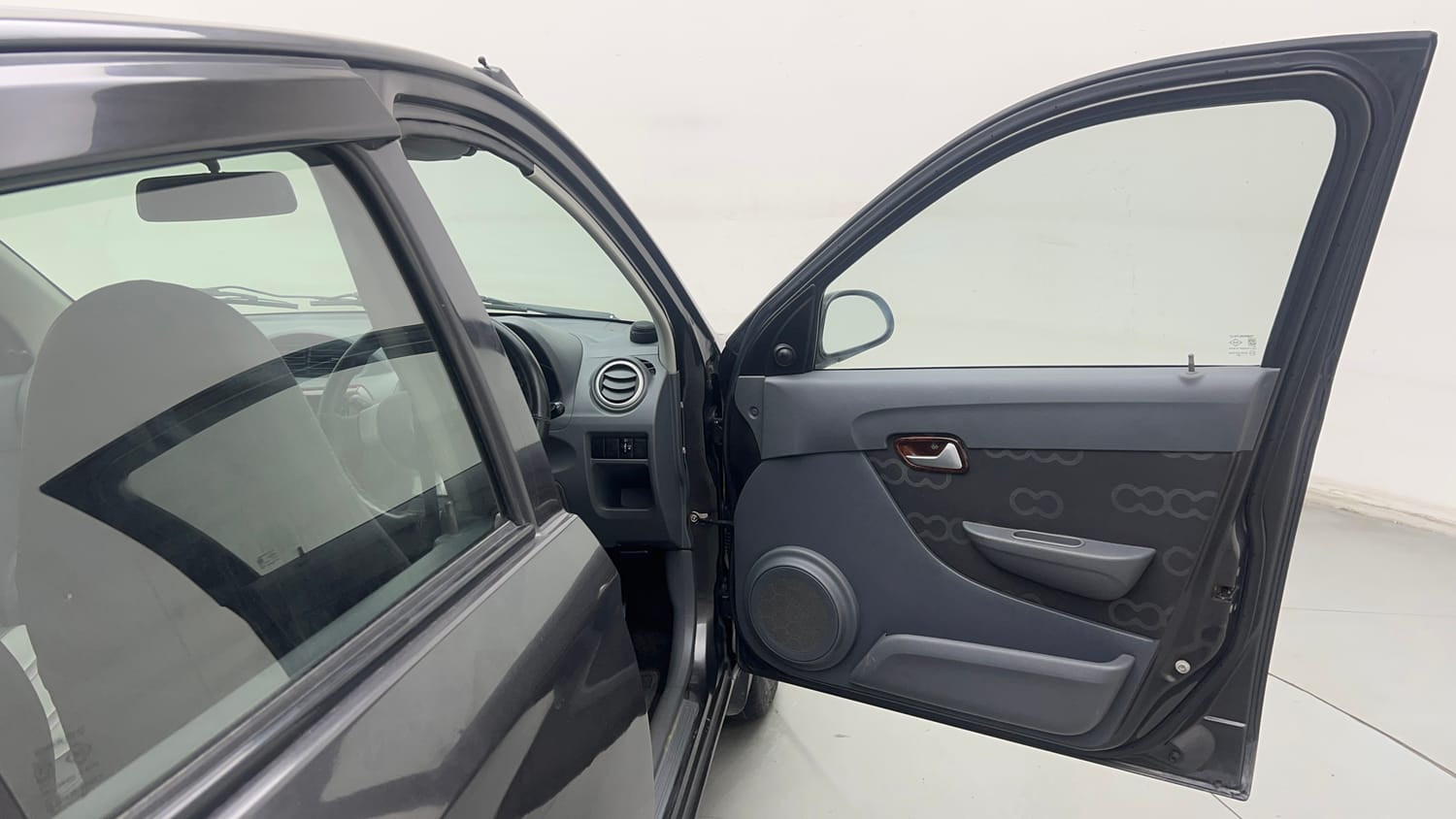 Used 2015 Maruti Suzuki Alto 800 Lxi Petrol Manual interior RIGHT FRONT DOOR OPEN VIEW