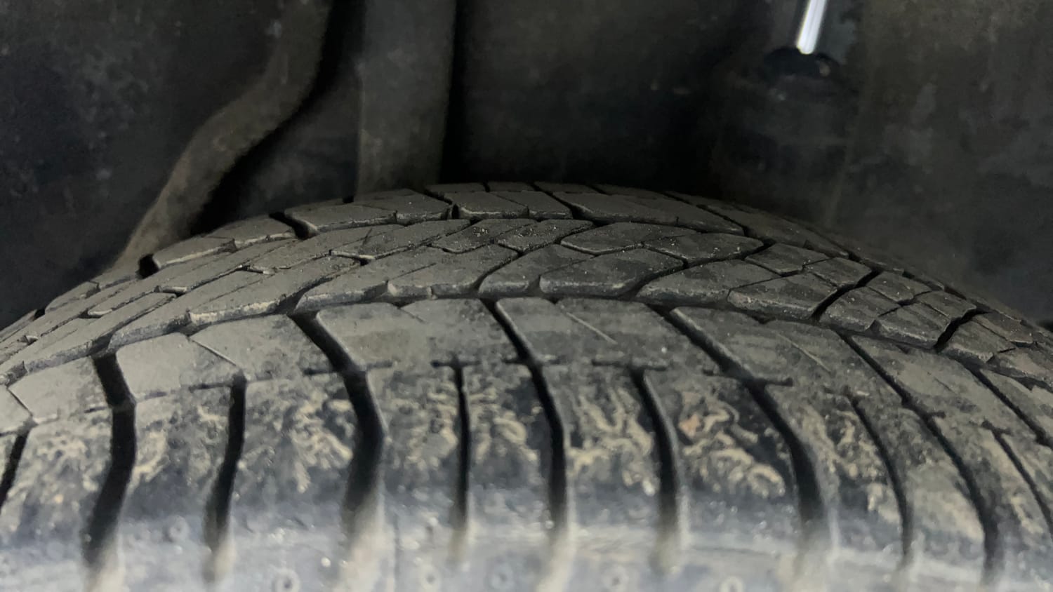 Used 2018 Honda Brio S (O)MT Petrol Manual tyres LEFT REAR TYRE TREAD VIEW