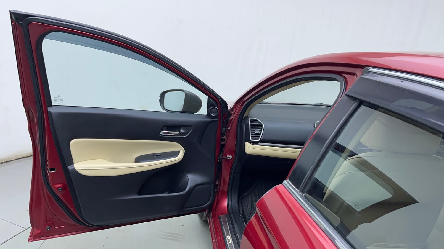 Used 2022 Honda City ZX CVT Petrol Petrol Automatic interior LEFT FRONT DOOR OPEN VIEW