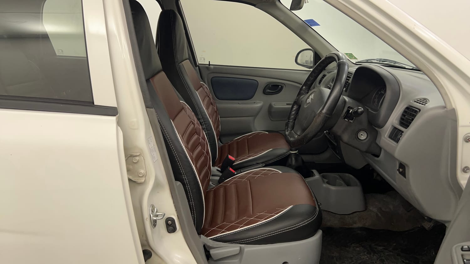 Used 2012 Maruti Suzuki Alto K10 VXi Petrol Manual interior RIGHT SIDE FRONT DOOR CABIN VIEW