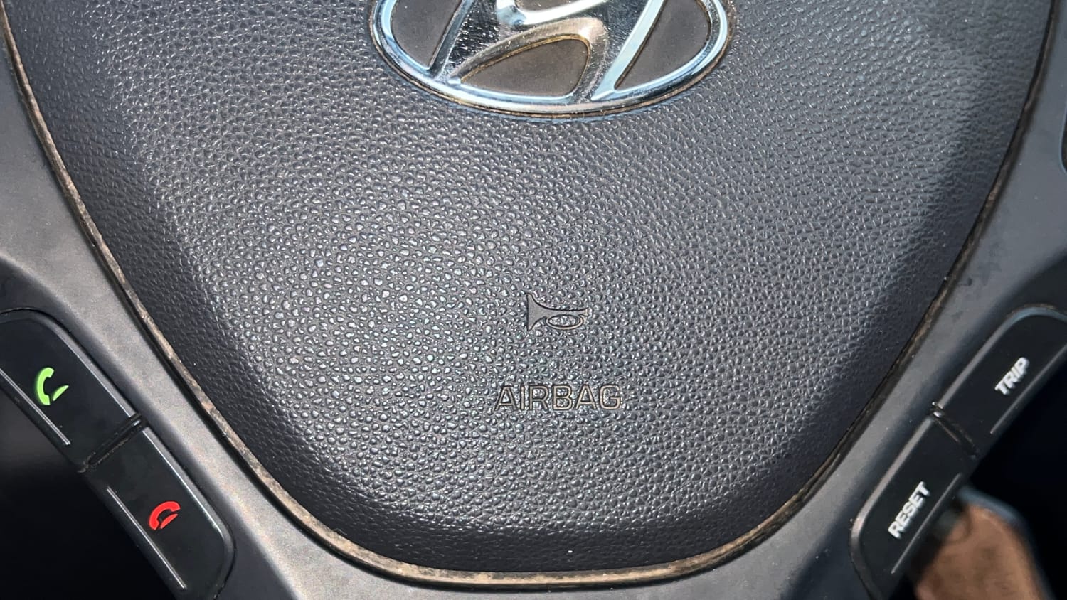 Used 2018 Hyundai Grand i10 Magna 1.2 Kappa VTVT Petrol Manual top_features Airbags